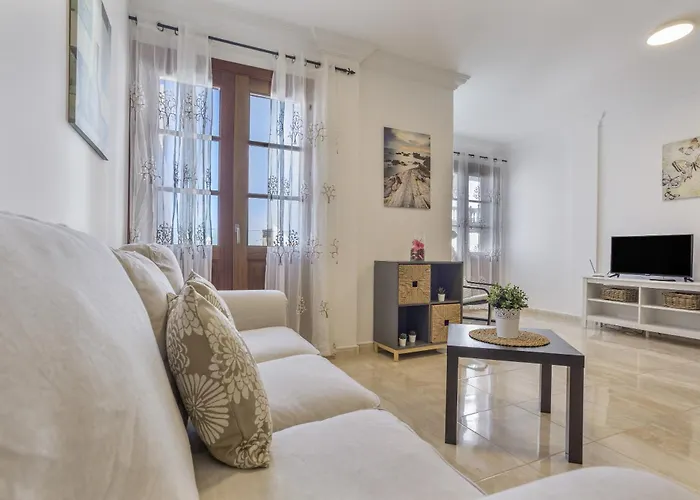 Rolycar 202 Apartment